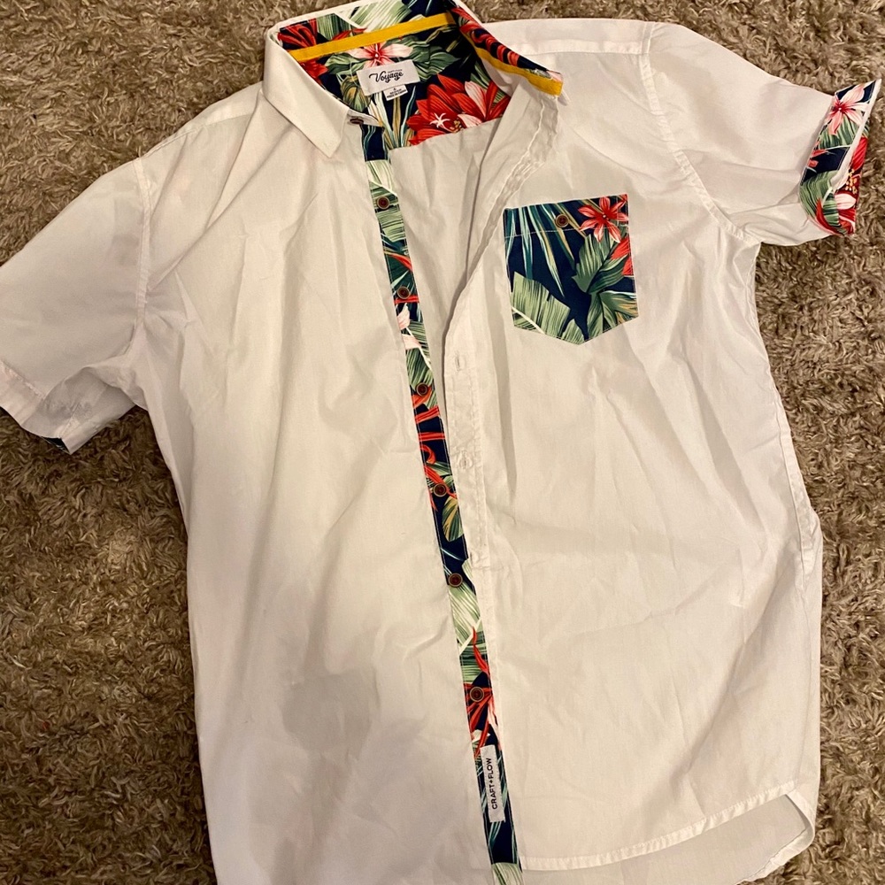 Young men’s summer shirt